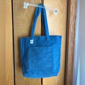 AE TOTE BAG